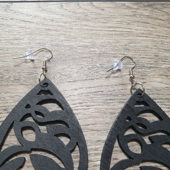 Earring Laser Cut Wood Black Teardrop Cutout  Design Wood Fishhook Backings Wome - Picture 3 of 4